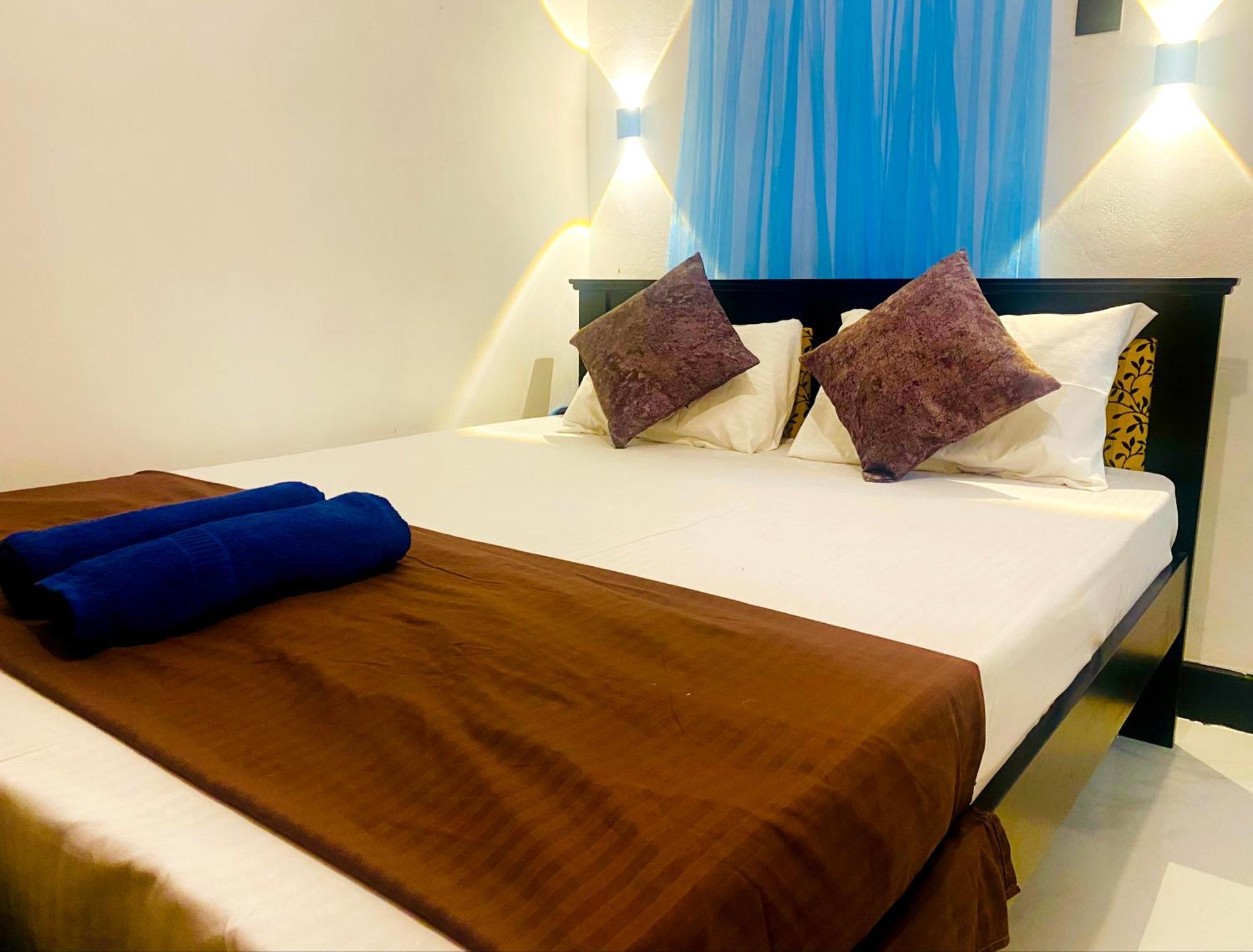 Fly Infinity - Home Stay Kandy Exteriör bild