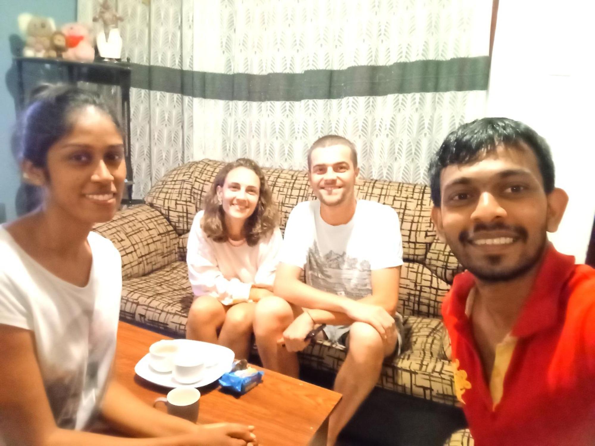 Fly Infinity - Home Stay Kandy Exteriör bild
