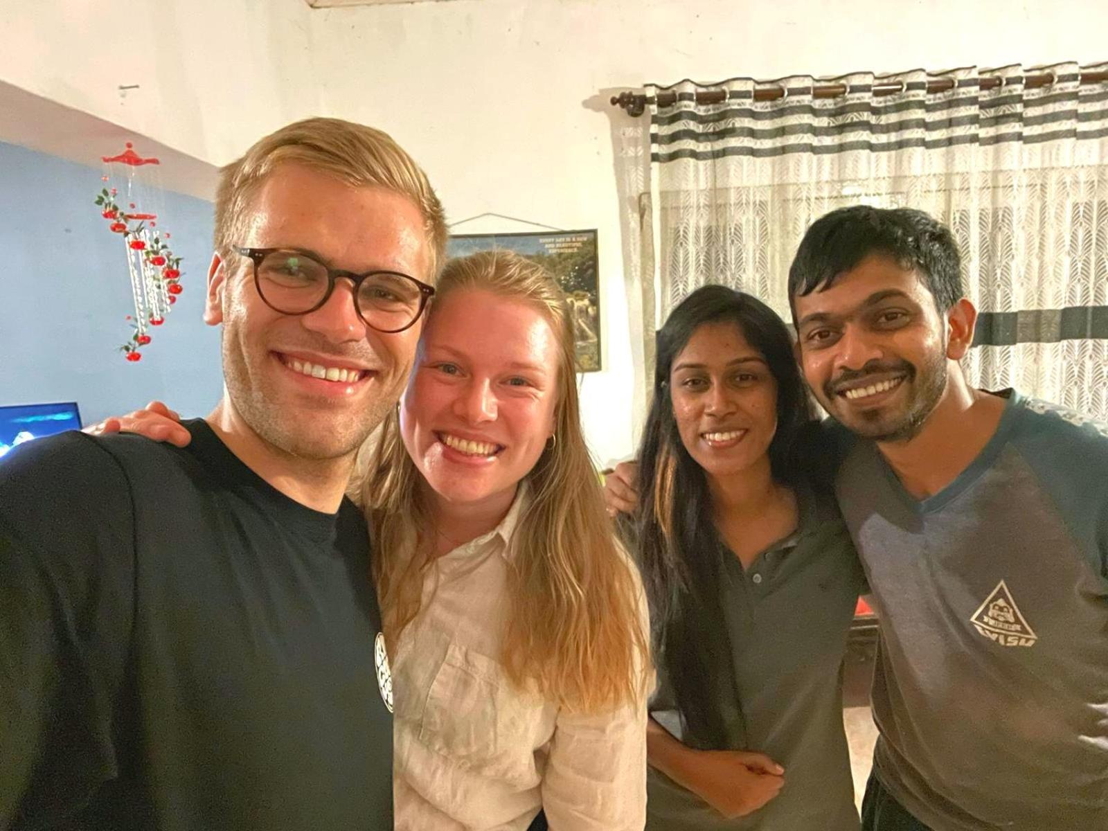 Fly Infinity - Home Stay Kandy Exteriör bild